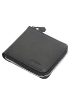 Billetera de Cuero Zip Namaro Bags - vista frontal con cierre perimetral y logo JENBACH